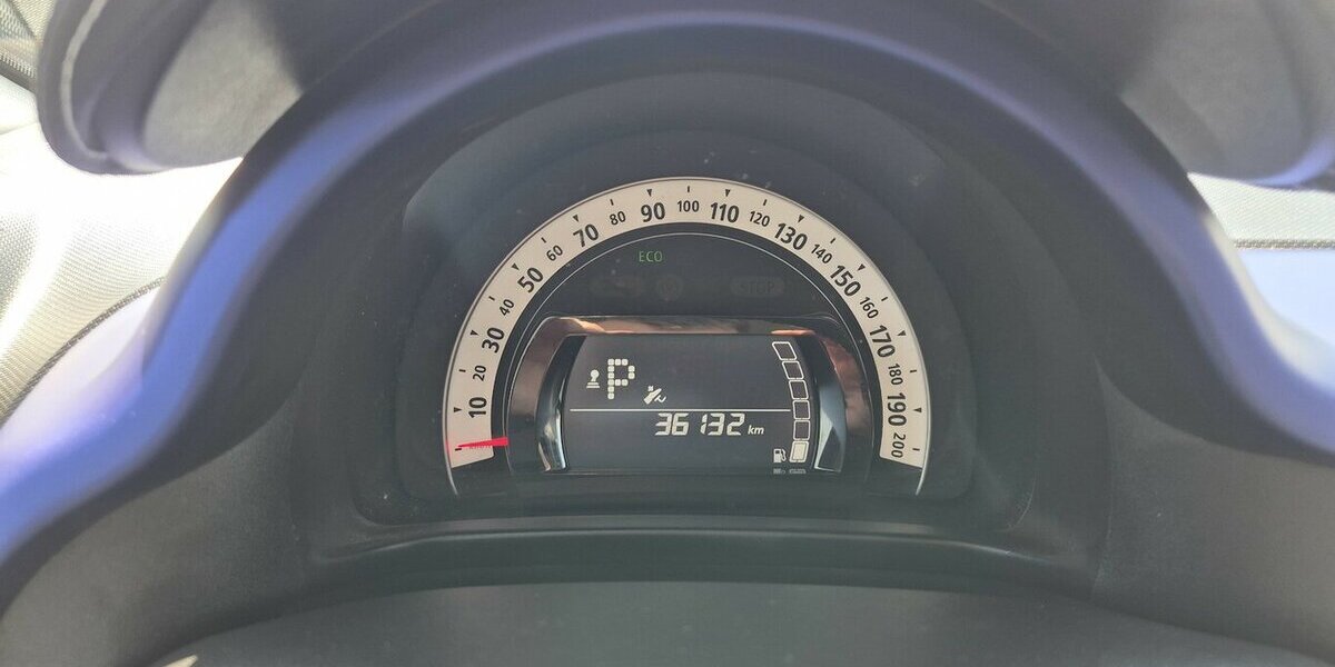 Renault Twingo Cosmic, Klima, Automatik, Sitzheizung, Temp 36.200 km 10.990 &euro; Rodgau 63110