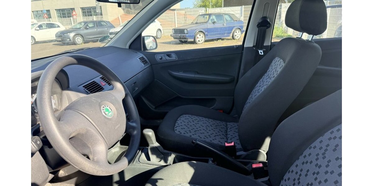 Skoda Fabia 1.2 Classic/Klima/mit TÜV 185.010 km 1.490 &euro; Frankfurt 60386