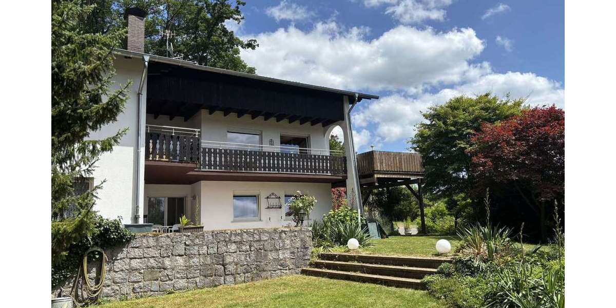 Einfamilienhaus Heppenheim - 7 Zimmer, 300 m&sup2;, 888.000&euro; | Angebot:26400852