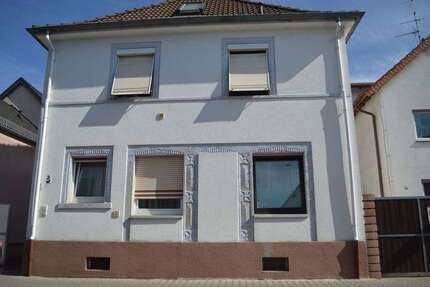 Wohnung Raunheim - 4 Zimmer, 110 m&sup2;, 1.700&euro; | Angebot:27005693