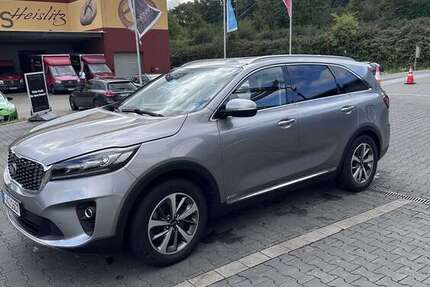 Kia Sorento 77.500 km 28.500 € Frankfurt am Main 65931