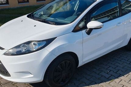 Ford Fiesta 160.000 km 2.899 &euro; Roßdorf 64380