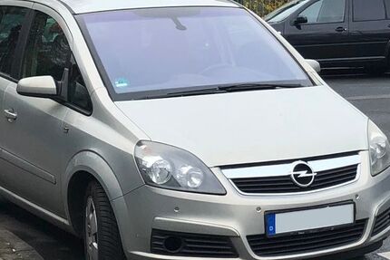Opel Zafira 188.000 km 3.200 &euro; Frankfurt am Main 65929