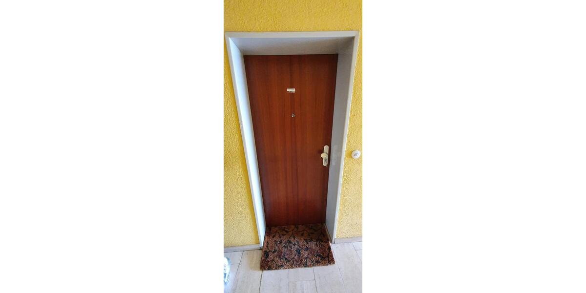 Etagenwohnung Neu-Isenburg Isenburg - 1 Zimmer, 35 m&sup2;, 1.000&euro; | Angebot:25979968