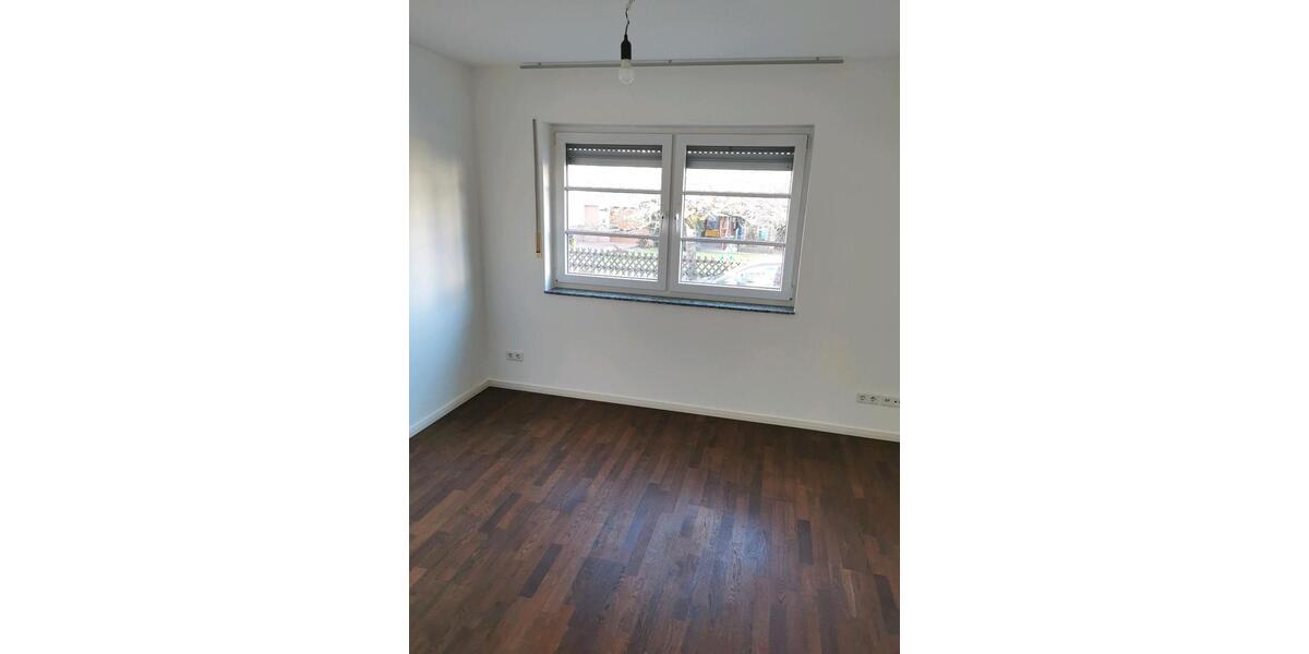 Stilvolle 4-Zimmer-Wohnung, Terrasse, kl. Garten, Dreieich Gö 4 zimmer