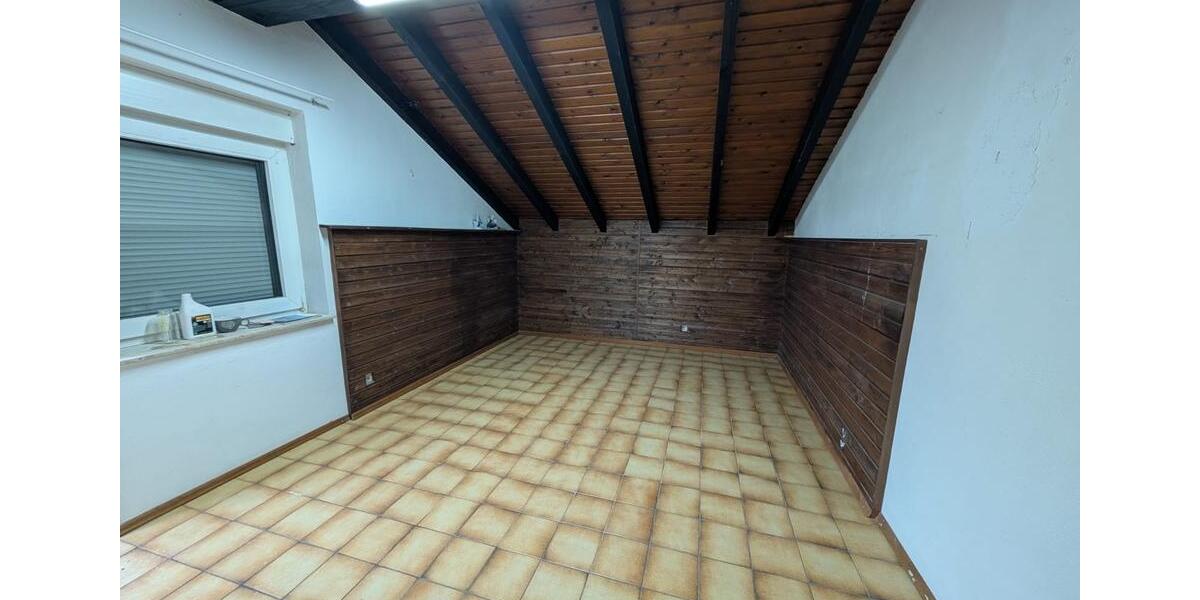 Etagenwohnung Lautertal (Odenwald) - 5 Zimmer, 153 m&sup2;, 1.300&euro; | Angebot:25239291