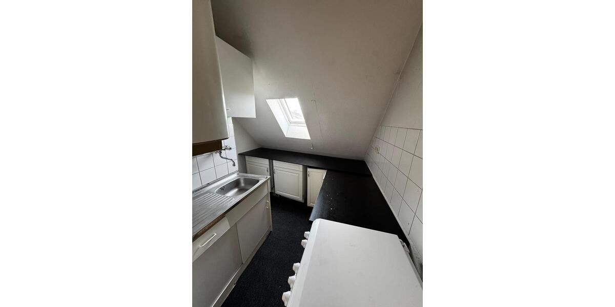 Dachgeschoßwohnung Darmstadt Bessungen - 2 Zimmer, 49 m&sup2;, 600&euro; | Angebot:26222876