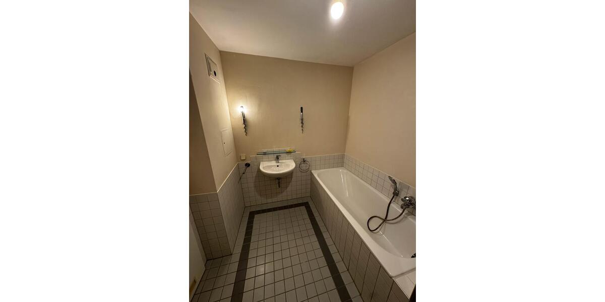 Etagenwohnung Frankfurt am Main Niederrad - 3 Zimmer, 78 m&sup2;, 1.156&euro; | Angebot:26289855