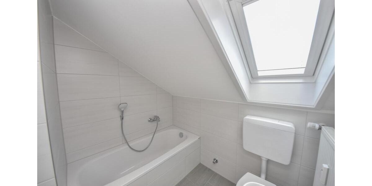 Dachgeschoßwohnung Babenhausen - 2 Zimmer, 38 m&sup2;, 430&euro; | Angebot:26232195