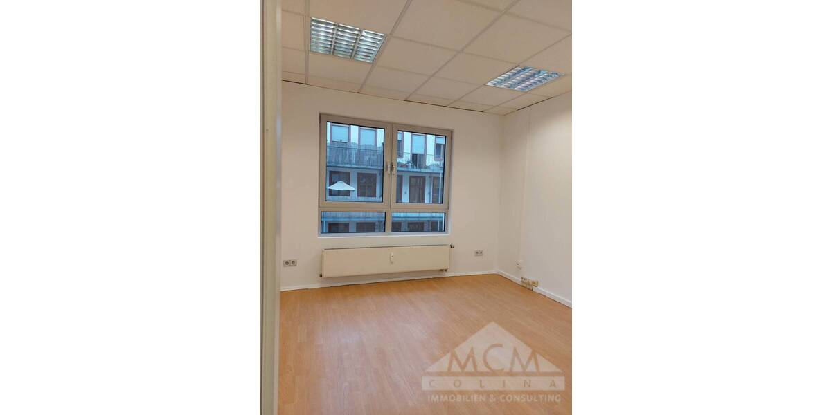 Gewerbeobjekt Frankfurt am Main / Bahnhofsviertel Bahnhofsviertel - 3 Zimmer, 120 m&sup2;, 1.750&euro; | Angebot:23986406