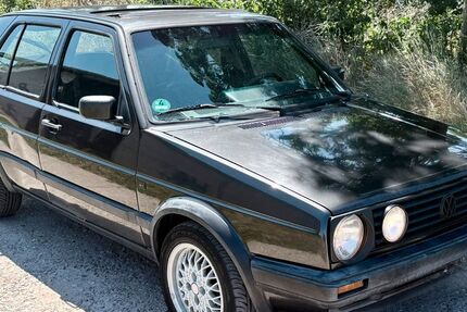 VW Golf 209.000 km 5.850 &euro; Trebur 65468