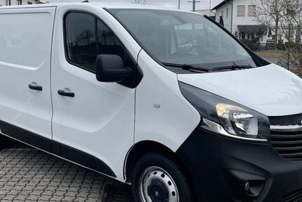 Opel Vivaro 118.000 km 11.980 &euro; Langen 63225