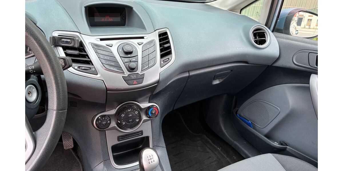Ford Fiesta 150.000 km 2.900 &euro; Frankfurt 60487