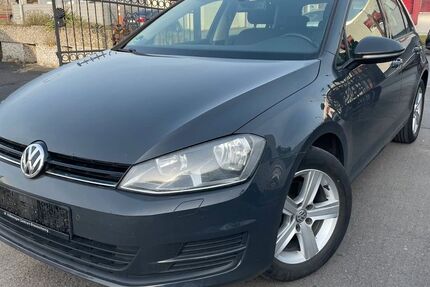 VW Golf 143.230 km 7.990 &euro; Flörsheim 65439