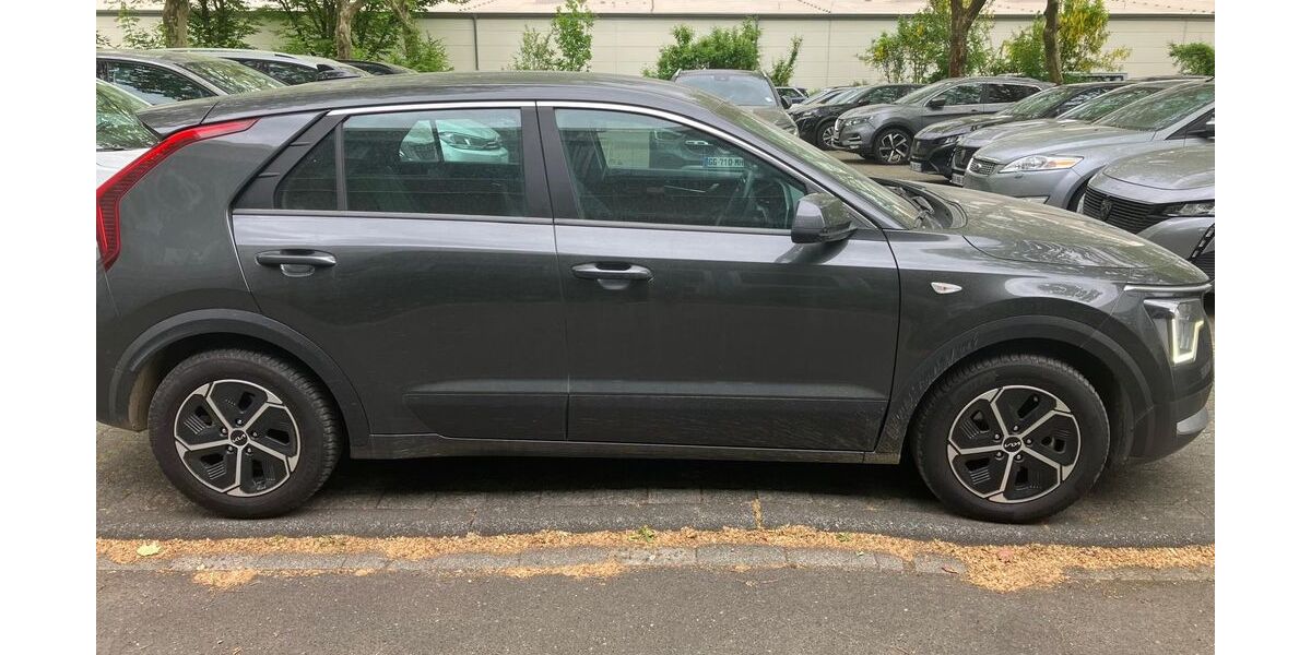 Kia Niro 165.000 km 13.923 &euro; Hofheim am Taunus 65719