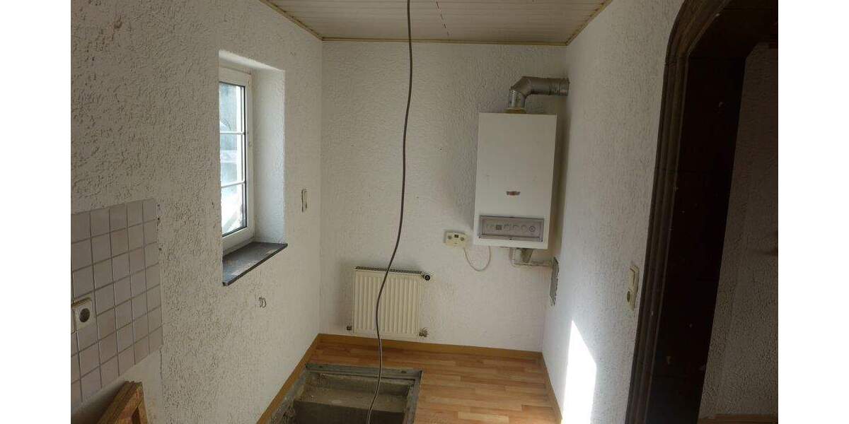 Mehrfamilienhaus, Wohnhaus Gernsheim - 5 Zimmer, 135 m&sup2;, 219.000&euro; | Angebot:25385692