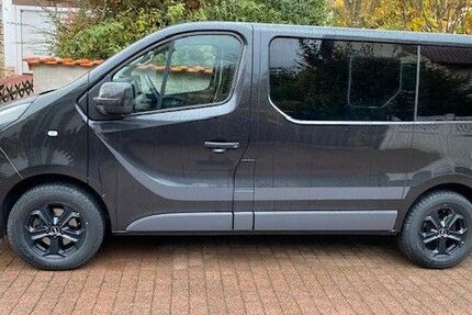 Opel Vivaro 90.000 km 20.400 &euro; Nierstein-Schwabsburg 55283