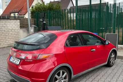 Honda Civic 177.000 km 4.490 &euro; Frankfurt am Main 65931