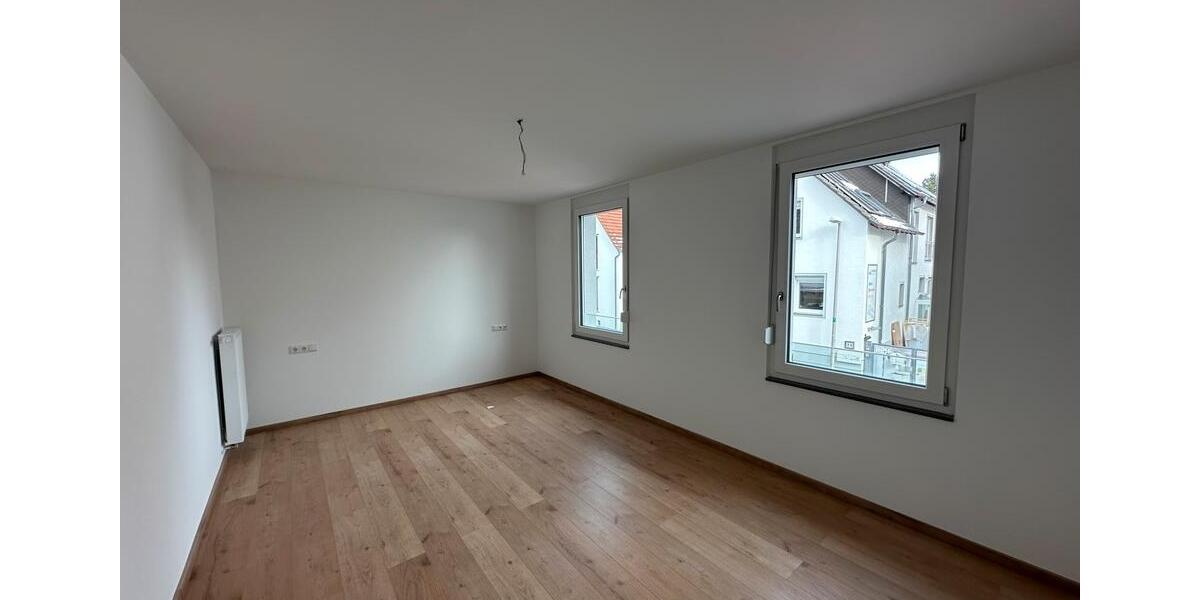 Doppelhaushälfte Darmstadt Arheilgen - 6 Zimmer, 136 m&sup2;, 2.100&euro; | Angebot:24897348