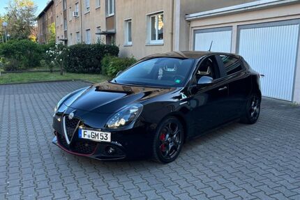 Alfa Romeo Giulietta 137.000 km 17.000 &euro; Frankfurt am Main 65933