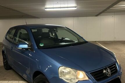 VW Polo 179.000 km 2.200 &euro; Rüsselsheim 65428