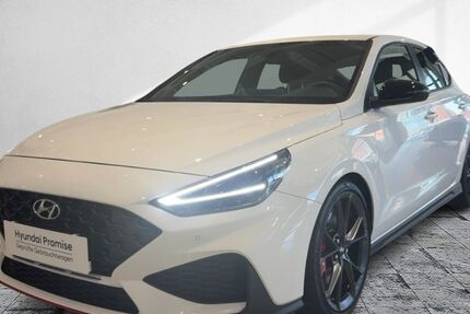 Hyundai i30 3.818 km 38.990 &euro; Frankfurt 60314
