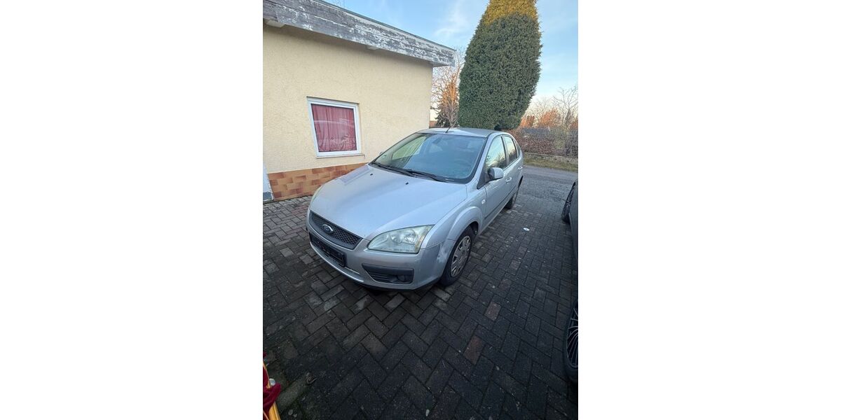 Ford Focus 234.000 km 700 &euro; Schaafheim 64850