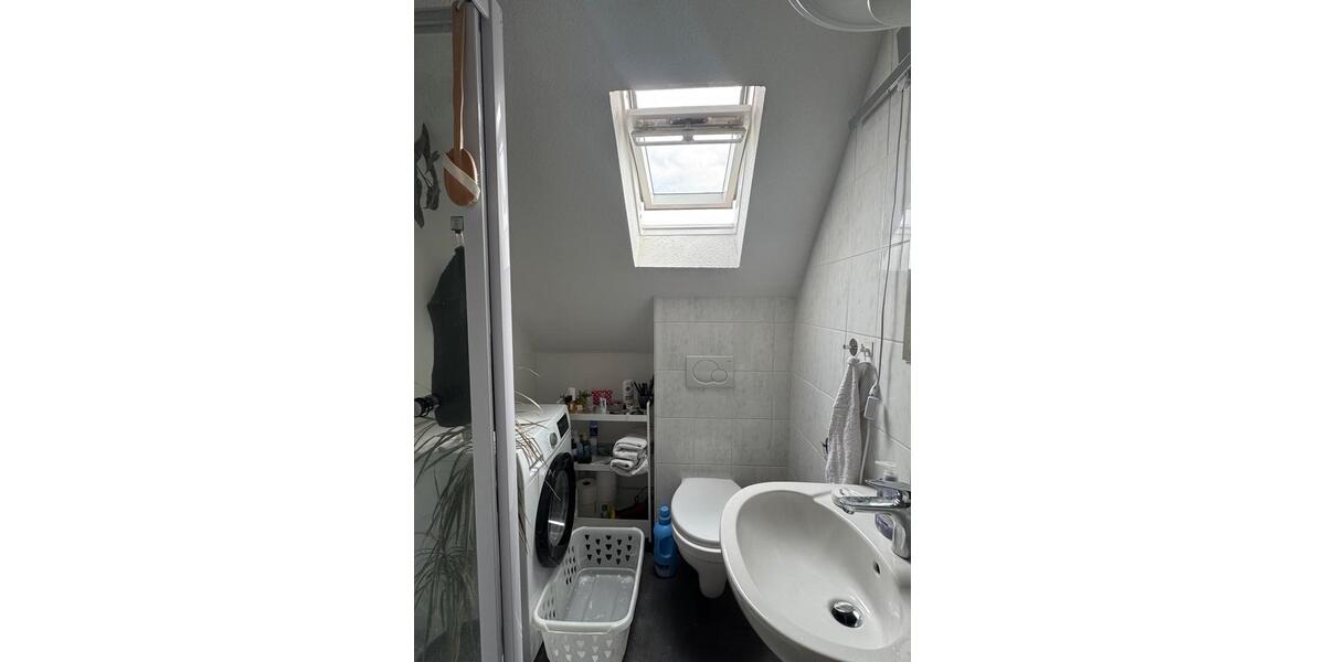 Dachgeschoßwohnung Frankfurt am Main Nordend Ost - 3 Zimmer, 60 m&sup2;, 1.000&euro; | Angebot:26425621