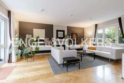 Haus zum Kaufen in Frankfurt am Main 2.200.000 € 176 m²