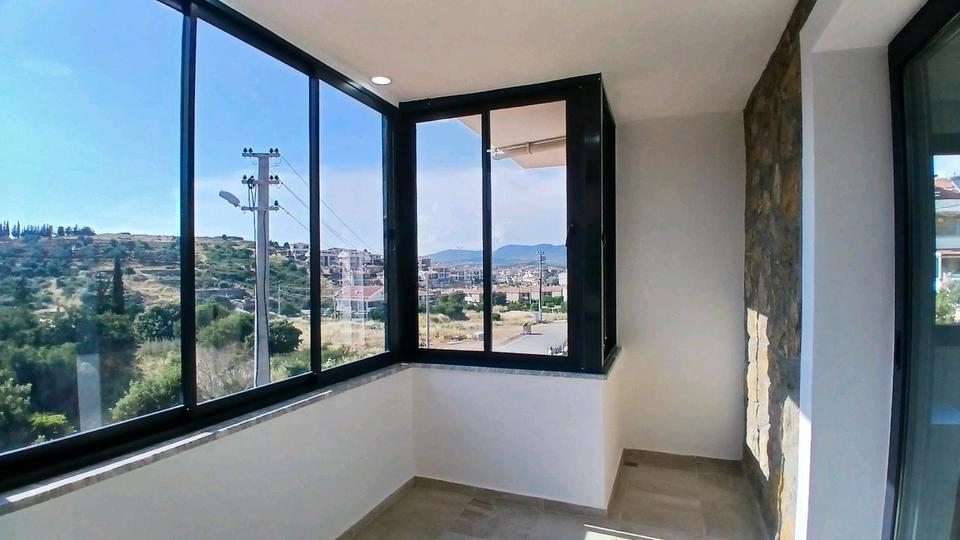 Doppelhaushälfte Frankfurt am Main Ostend - 4 Zimmer, 120 m&sup2;, 185.000&euro; | Angebot:27006075
