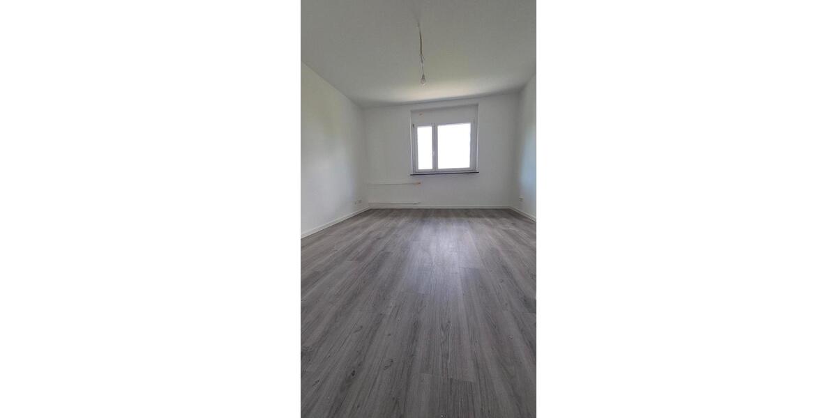 Etagenwohnung Lorsch - 4 Zimmer, 119 m&sup2;, 1.700&euro; | Angebot:26581607