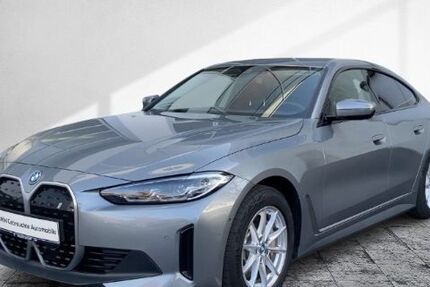 BMW i4 37.936 km 32.949 &euro; Frankfurt 60314