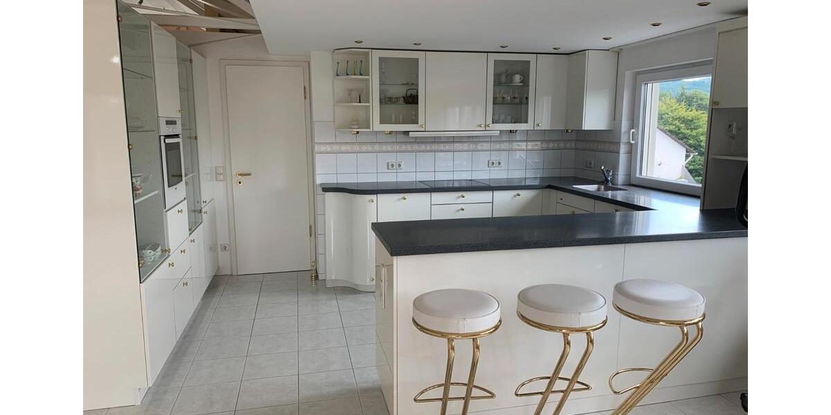 Dachgeschoßwohnung Seeheim-Jugenheim Jugenheim - 3 Zimmer, 119 m&sup2;, 1.280&euro; | Angebot:26464518