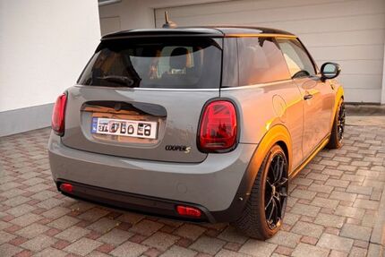 Mini Cooper SE 35.732 km 18.990 &euro; Gernsheim 64579