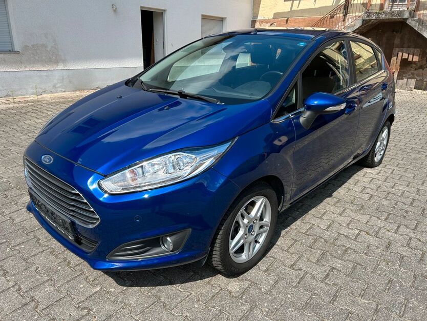 Ford Fiesta 136.384 km 5.800 € Ober-Ramstadt 64372