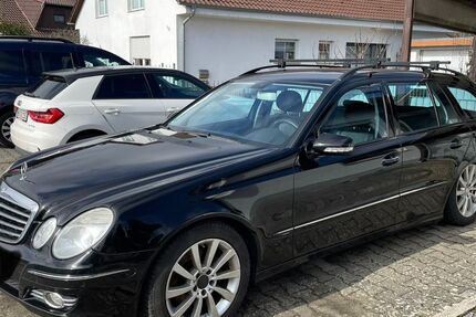 Mercedes-Benz E 320 203.000 km 7.700 &euro; Bürstadt 68642