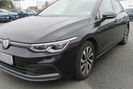 VW Golf 2.0 TDI Autom.Active,PANODACH,AHK,LED 95.000 km 23.480 € Gernsheim 64579