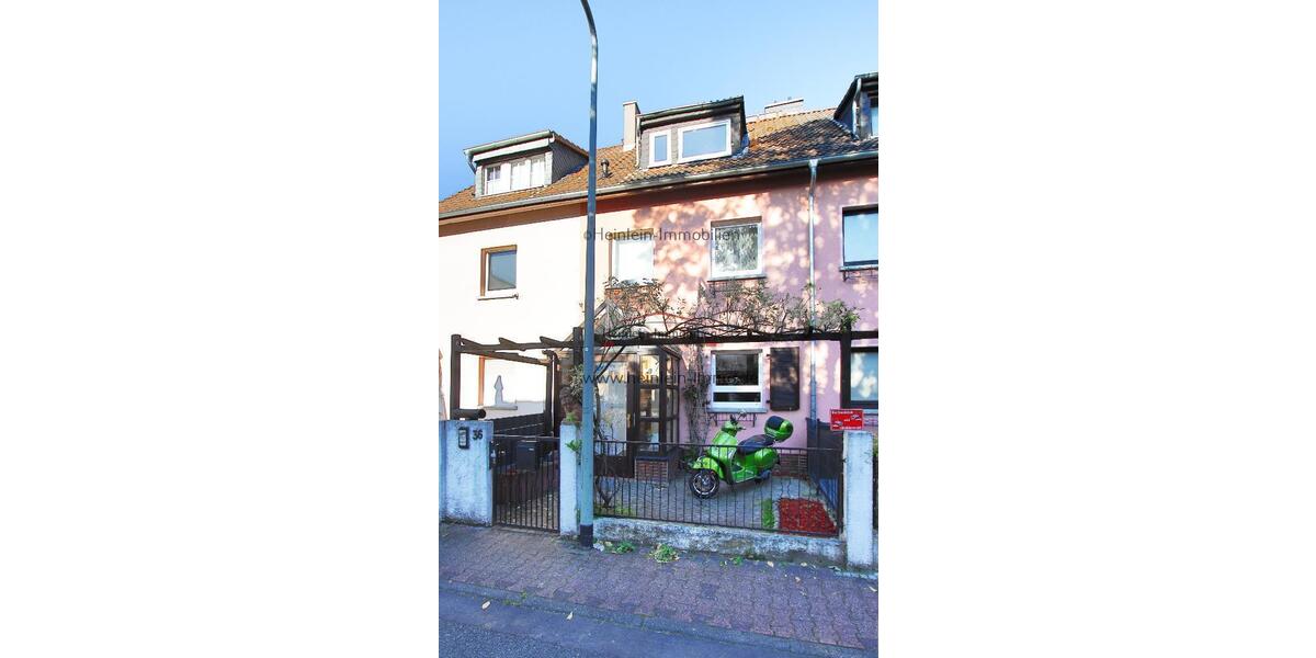 Charmantes Reihenmittelhaus 5 ZKBB* tgl.Badezimmer* kleiner Garten* Gartenhütte* Frankfurt-Gallus - Reihenmittelhaus Frankfurt am Main Gallus Viertel | Angebot:26882914