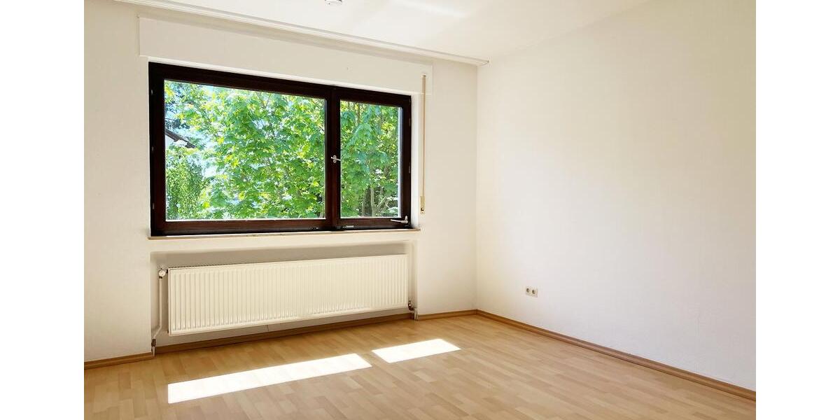Einfamilienhaus Babenhausen - 7 Zimmer, 210 m&sup2;, 595.000&euro; | Angebot:27132321