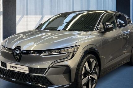 Renault Megane E-TECH 28.650 km 22.890 € Frankfurt / Main 60314