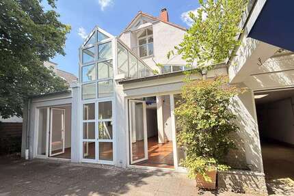 Haus Darmstadt Darmstadt-Ost - 9 Zimmer, 293 m&sup2;, 1.250.000&euro; | Angebot:27464141