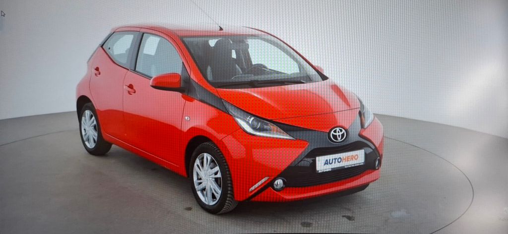 Toyota Aygo (X) 39.950 km 8.500 &euro; Frankfurt am Main 60596