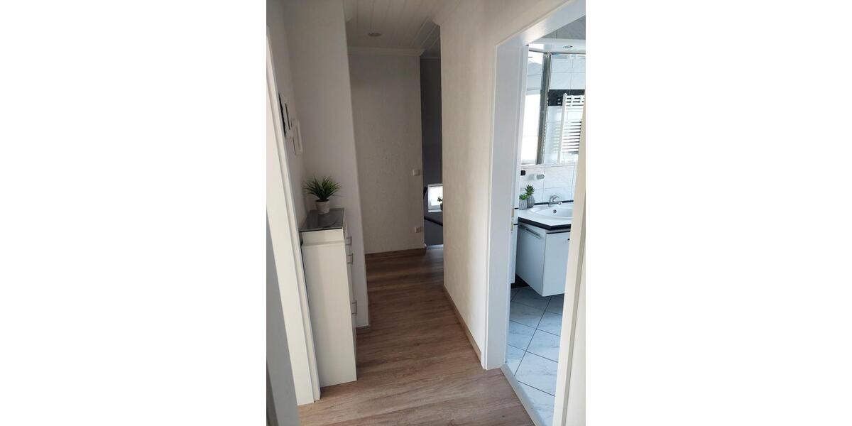Einfamilienhaus Bischofsheim - 8 Zimmer, 165 m&sup2;, 689.000&euro; | Angebot:25625124