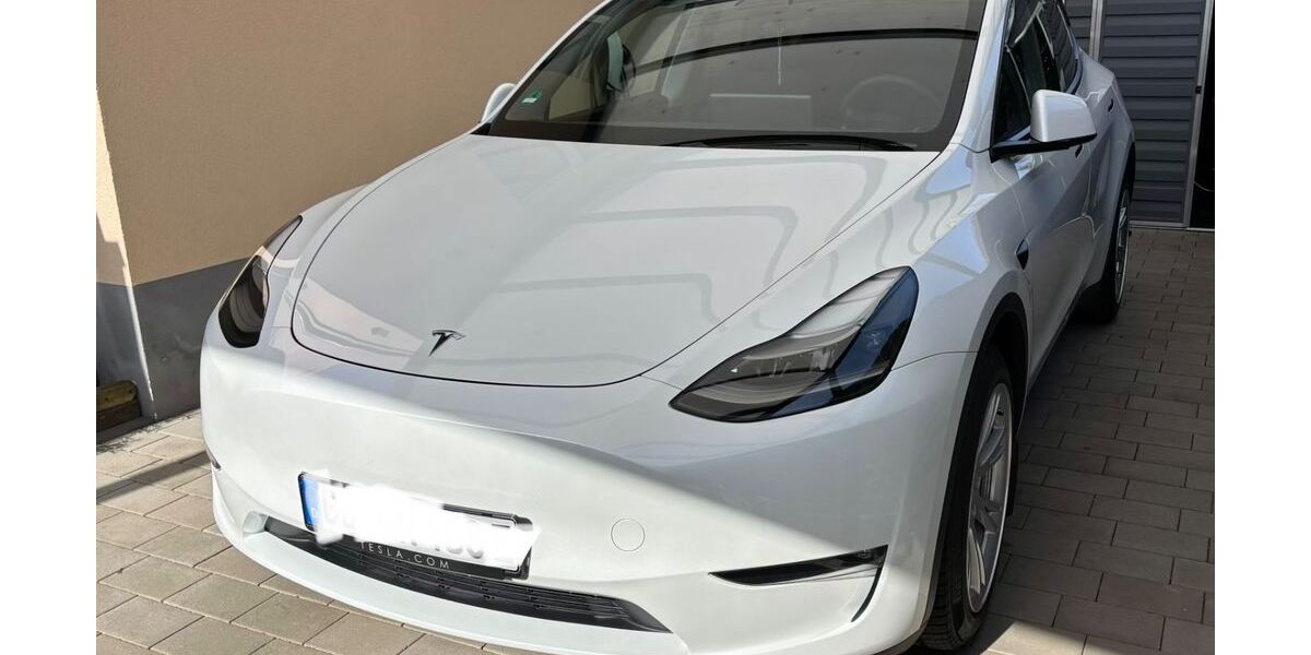 Tesla Model Y 24.000 km 37.700 &euro; Riedstadt 64560