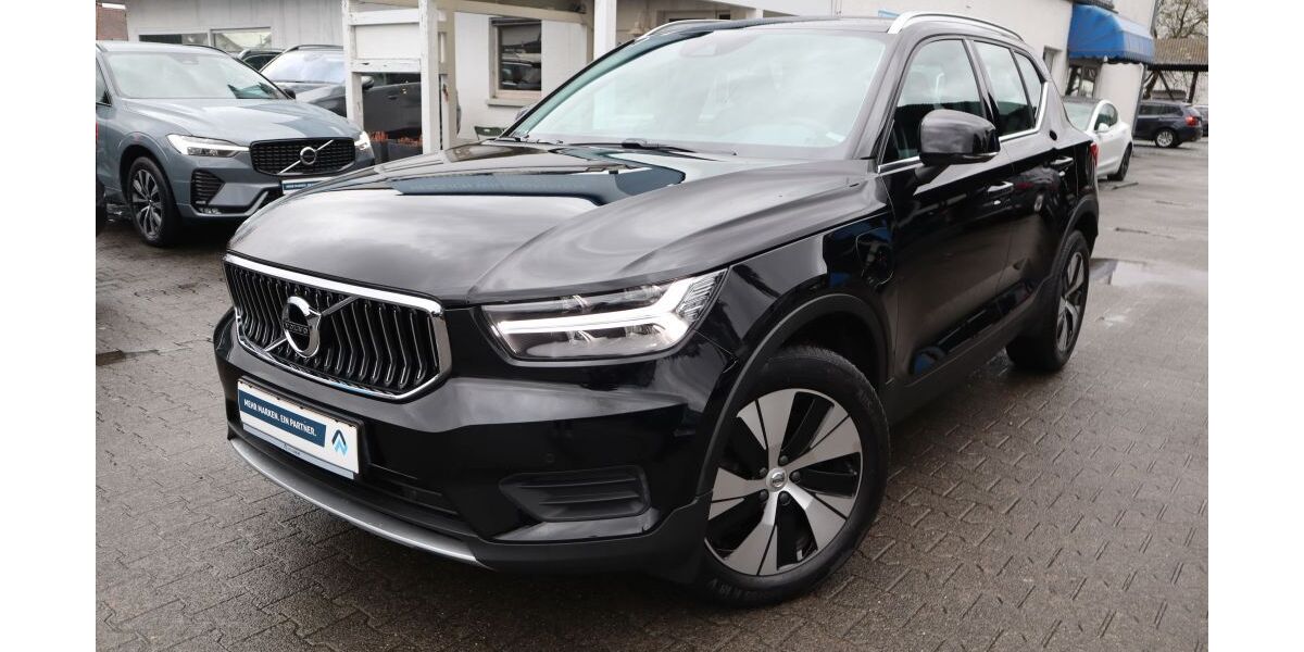 Volvo XC40 28.403 km 27.980 &euro; Darmstadt 64291