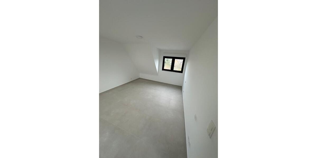 Dachgeschoßwohnung Ober-Ramstadt Ramstadt - 2 Zimmer, 75 m&sup2;, 900&euro; | Angebot:25293300