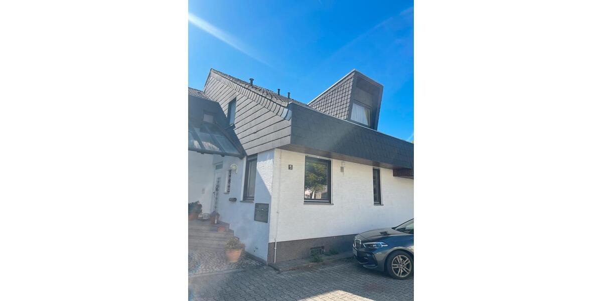 Einfamilienhaus Mörfelden-Walldorf Walldorf - 8 Zimmer, 318 m&sup2;, 1.300.000&euro; | Angebot:26182846