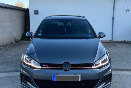 VW Golf 144.000 km 21.000 &euro; Rüsselsheim 65428