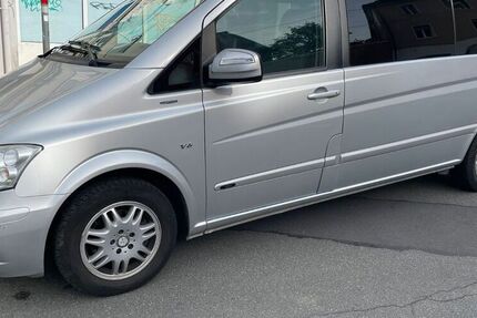 Mercedes Viano