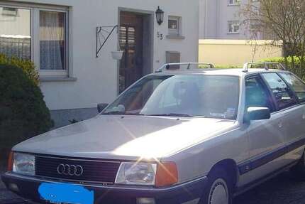 Audi 100